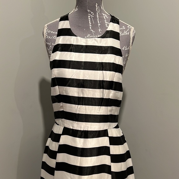 Never wearing - Picture 2 of 6